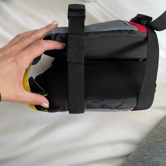 Dog life jacket - Picture 3 of 4